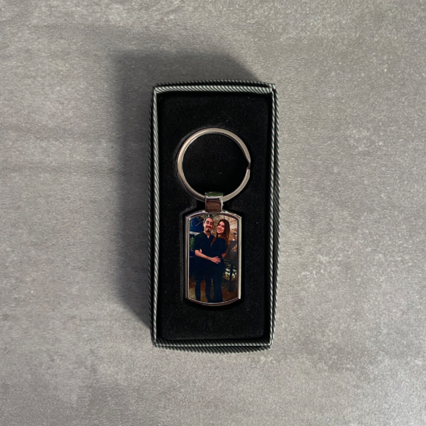 3 Llavero Metálico Personalizado con Foto - Modelos Corazón y Vertical